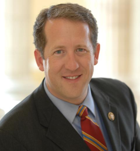 Official photo of Representative Adrian Smith